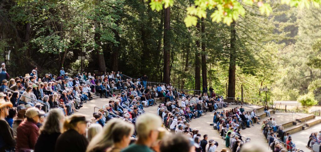 A crowd at the Deep Read event